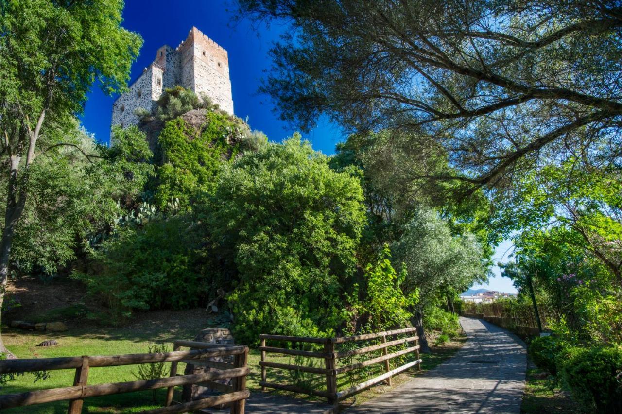 Castello Malicas Hotell Galtellì Eksteriør bilde
